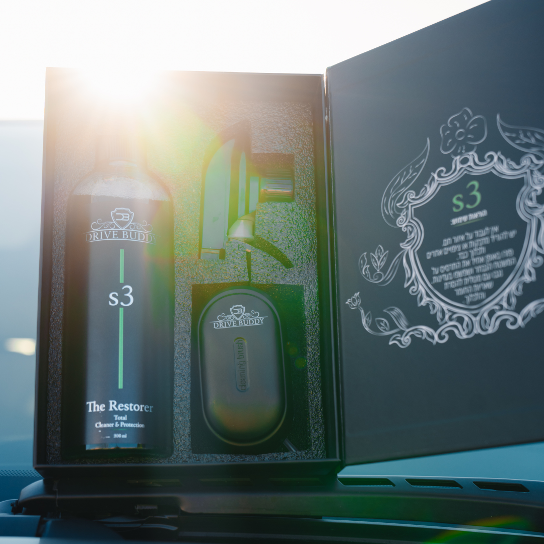 S3 משחזר -מנקה עור ופלסטיקה